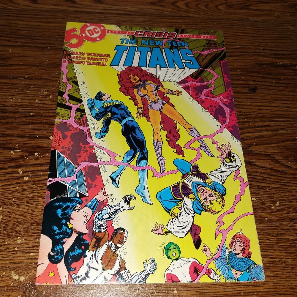 The New Teen Titans #14 (DC comics,1985) Crisis on the Infinite Earths Crossover